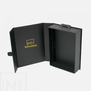 Custom Magnetic Closure Boxes